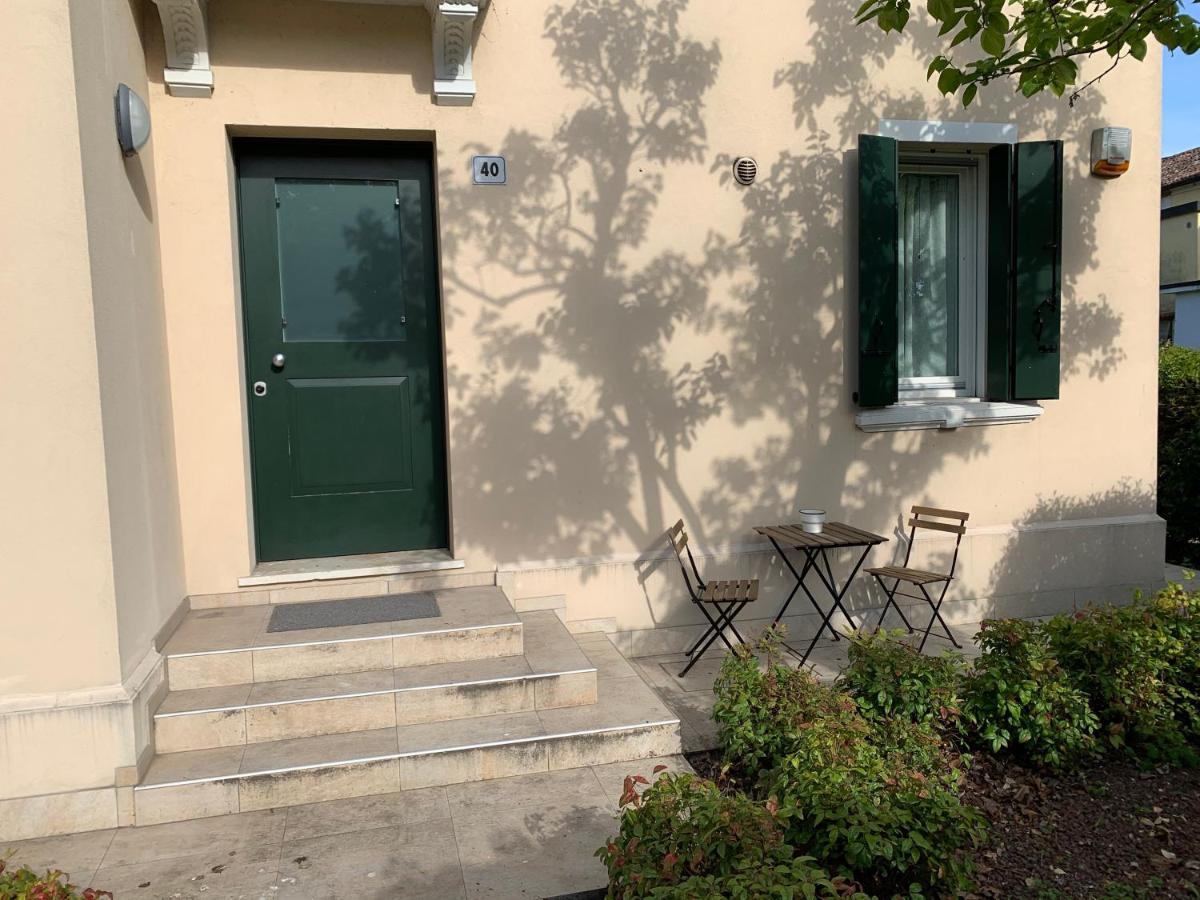 Clara'S Place Lägenhet Mestre Exteriör bild